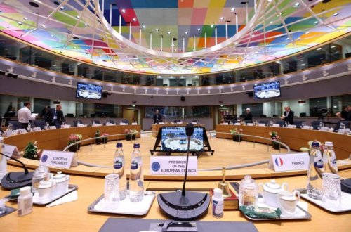 Brüsseldə Ukraynanın Aİ-yə namizəd statusu ilə bağlı müzakirələr başlayıb - YENİLƏNİB