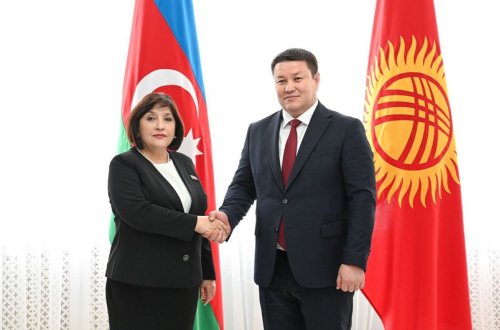 Sahibə Qafarova Qırğızıstan Joqorku Keneşinin sədri ilə görüşüb