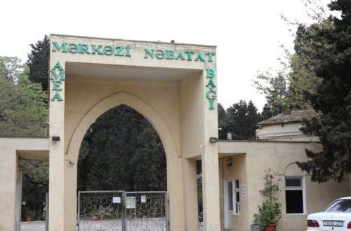 “Mərkəzi Nəbatat Bağı” və “Dendrologiya Bağı”nın nizamnamələri təsdiq edilib