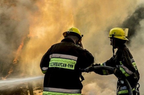 Bakıda ailə FACİƏSİ: Bir yaşlı əkiz bacılar yanaraq öldülər - YENİLƏNİB