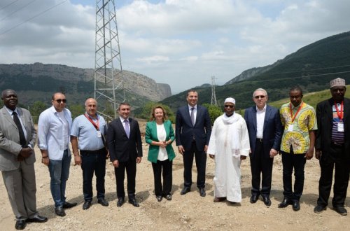 İƏT ölkələrinin rəsmiləri Şuşaya səfər edib