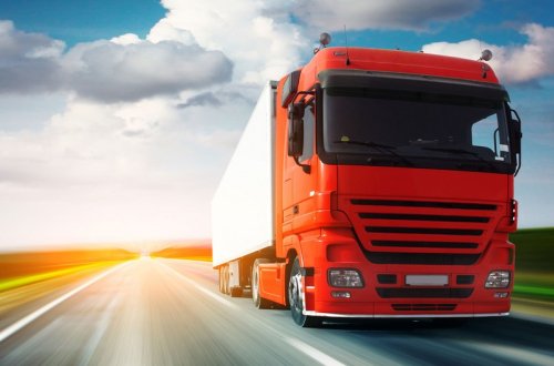 Gürcüstandan Rusiyaya yük maşınlarının hərəkəti bərpa edilib