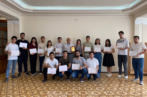 Gənclər üçün ödənişsiz ilk yardım təlimləri başa çatıb