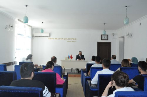 Mingəçevir Dövlət Universitetində “Məzun Günü – 2022” tədbirinin təşkilatçıları ilə  görüş keçirilib