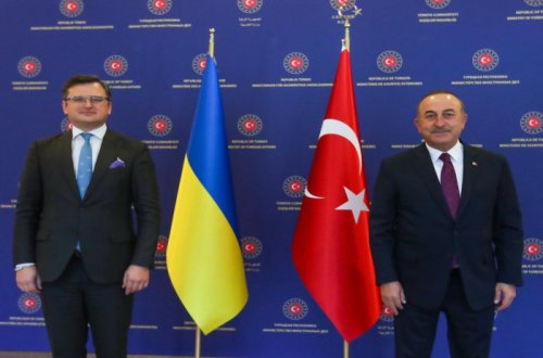 Çavuşoğlu Kuleba ilə danışıb