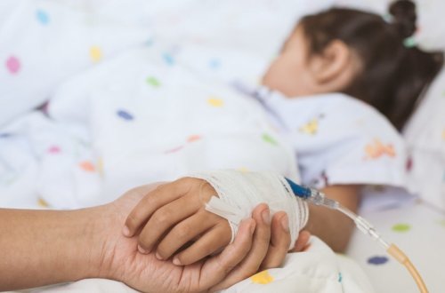 Qazaxda avtomobil 10 yaşlı uşağa ağır xəsarət yetirib