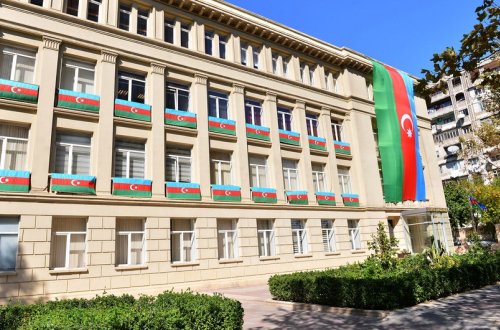 Şagird sayı 500-dək olan məktəblərə direktor seçimi üçün elektron sənəd qəbulu başa çatıb