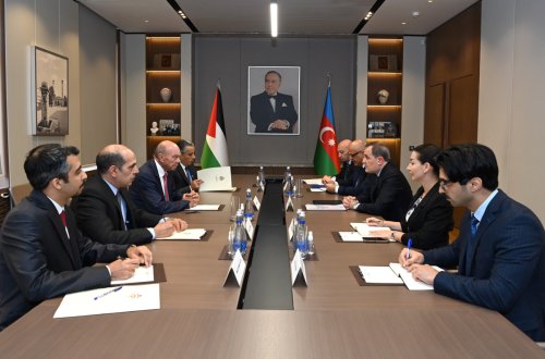 Ceyhun Bayramov İordaniya Senatının sədri ilə görüşüb