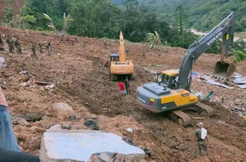 Hindistanda torpaq sürüşməsi nəticəsində ölənlərin sayı 19-a çatıb