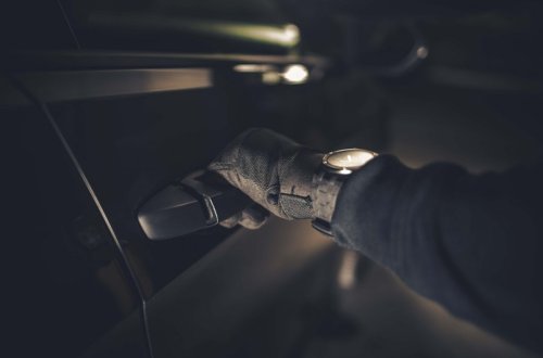 Goranboy sakininin avtomobilini qaçıran şəxslər saxlanılıb