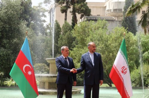 İran və Azərbaycan XİN rəhbərləri Tehranda görüşüb