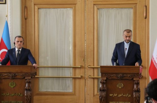 İran və Azərbaycan XİN rəhbərləri Araz çayındakı ekoloji problemi müzakirə edib