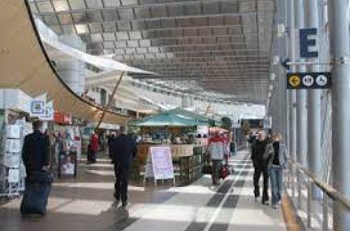 Avstraliya turistlər üçün koronavirus məhdudiyyətlərini ləğv edir