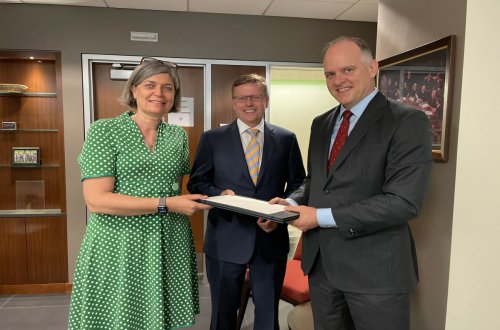 Danimarka İsveç və Finlandiyanın NATO-ya üzvlüyünü ratifikasiya edib