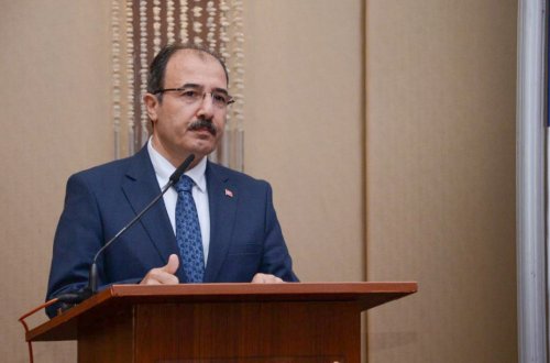 Türkiyə səfiri: “Ukraynadakı müharibə təhlükəsizlik məsələlərinə yanaşmanı dəyişdi”