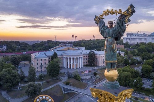 Ukraynada müharibə dövründə yaşamaq izni alan Azərbaycan vətəndaşlarının sayı məlum olub