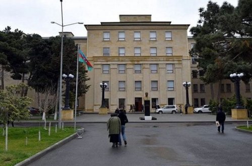 “Respublikanski”də həkimin pulları və çantası oğurlandı