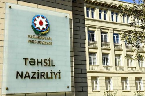 Təhsil Nazirliyində 