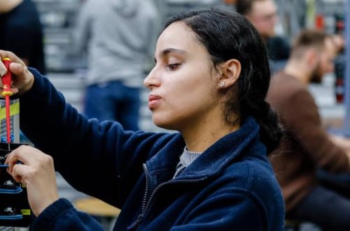 Almaniyada işçi qıtlığı: Bir çox sektor BOŞ QALIB