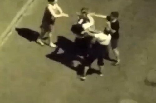 Kişi qadın davasına qarışaraq sevgilisinin rəqibini öldürüb - VİDEO