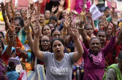 BMT: Hindistan əhalisi 2023-cü ilə qədər Çini keçəcək