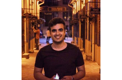 Prokuror Fuad Qəhrəmanlının qızına təcavüzdə təqsirləndirilən şəxsə cəza istəyib