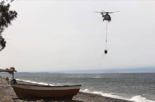 Yunanıstanda yanğınsöndürmə helikopteri dənizə düşüb: 2 NƏFƏR ÖLDÜ