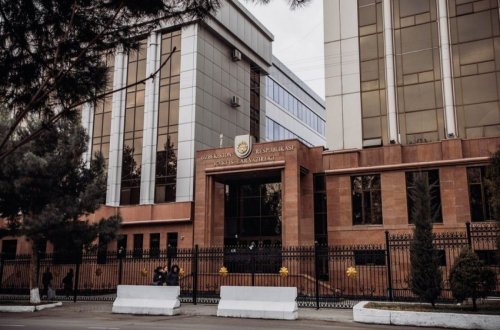 Özbəkistanda Konstitusiya dəyişiklikləri ilə bağlı müzakirələrin vaxtı uzadılıb