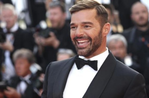 Bacısı oğlu Riki Martini fiziki zorakılıqda ittiham edir - Foto