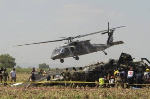 Meksikada helikopter qəzaya uğradı: 14 nəfər öldü