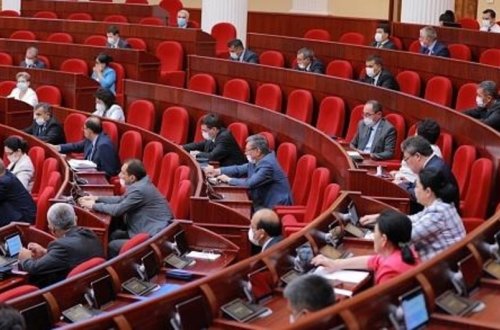 Özbəkistan parlamenti Qaraqalpaqda baş verənləri araşdırmaq üçün komissiya yaradıb