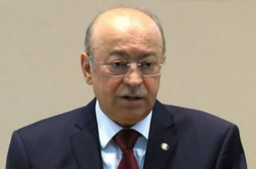 Cənab nazir, xahiş edirəm, mənim evimi verin! - Tanınmış yazıçı Kəmaləddin Heydərova müraciət etdi