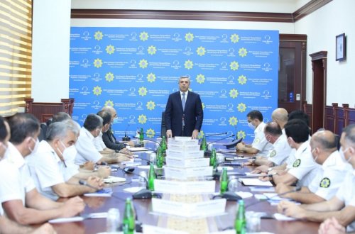 Samir Nuriyev DGK sədri vəzifəsinin icraçısını komitənin kollektivinə təqdim edib