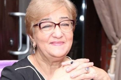 Məktəbli qızın döyülməsinə görə direktor işdən çıxarıldı