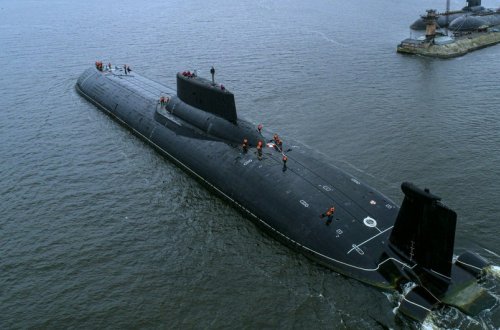 Rusiyada dünyanın ən böyük nüvə sualtı qayığı istismardan çıxarılıb