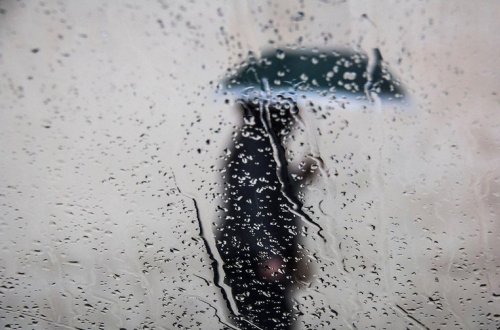 Havanın temperaturu aşağı enəcək, yağış yağacaq