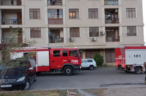 Jurnalistlər binasında yanğın söndürülüb - FOTO - YENİLƏNİB