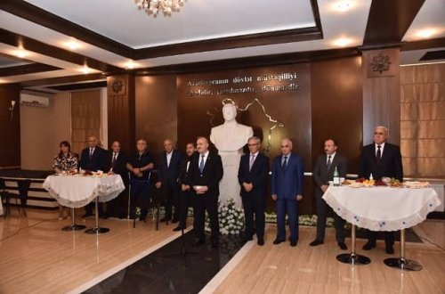 Nəsimi rayon İcra Hakimiyyətində Mətbuat Günü ilə bağlı tədbir keçirilib