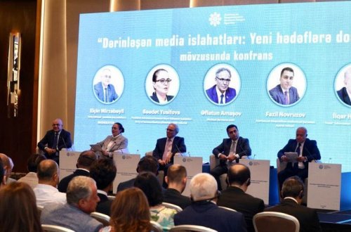 “Dərinləşən media islahatları: Yeni hədəflərə doğru” mövzusunda konfrans keçirilib