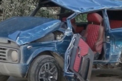 Bərdədə ağır qəza: İki polis yaralandı, ölən var - VİDEO