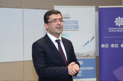 Əhməd İsmayılov: 