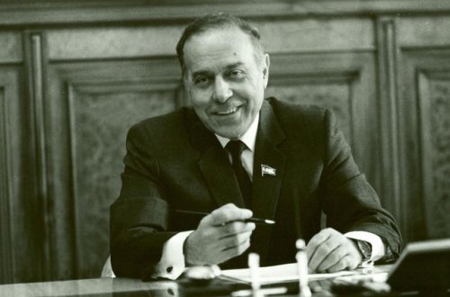 Deputat: 1969-cu ilin 14 iyulu Azərbaycanın özünə qayıdışının və inkişaf yolunun başlanğıcıdır
