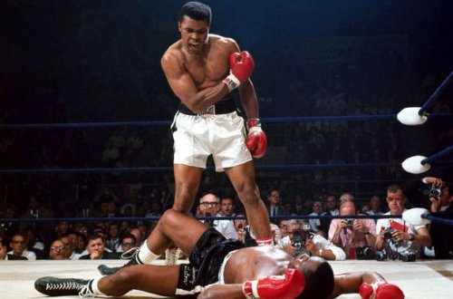 В США продан чемпионский пояс легендарного боксера Мухаммеда Али