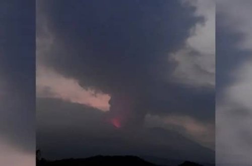 Yaponiyada Sakurajima vulkanı püskürüb