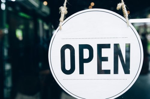 Kondisioner işləyərkən qapıları açıq qoyan mağazalar cərimələnəcək