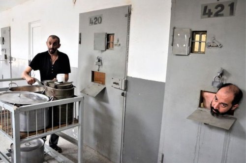 Ermənistanda məhbusların 35 faizi xroniki xəstəliklərdən əziyyət çəkir