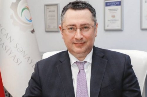 “Azərpambıq ASK”-in direktoru kabinetində komfort şərait yaradır – Bir tenderin izi ilə