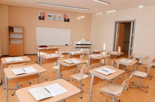 Bu il Bakıda məktəbi qızıl və gümüş medalla bitirən məzunların sayı açıqlanıb