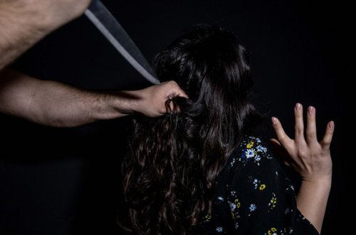 Şirvanda kişi arvadını öldürüb, baldızını yaraladı