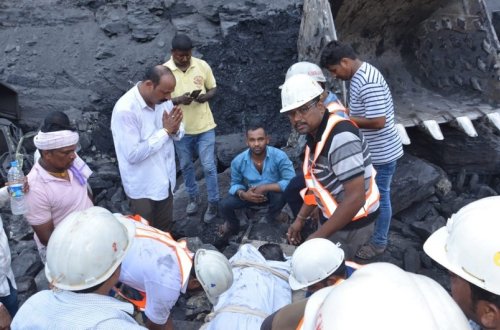 Hindistanda mədəndə 5 fəhlə ölü tapılıb